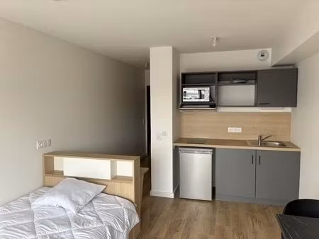 location appartement 1 pièce 22 m² à bordeaux (33300)