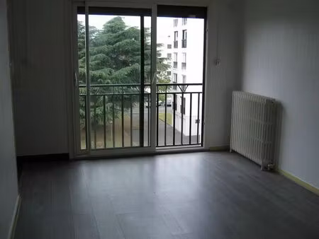 location appartement 1 pièce 24 m² à talence (33400)
