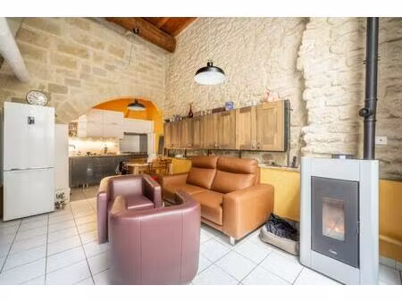 maison de 3 pièces de 96 m² à gallargues-le-montueux