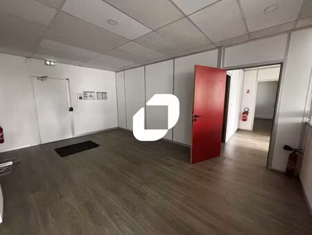 location bureau corbeil essonnes 91100