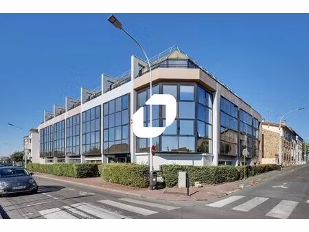 a vendre  surfaces de bureaux à vendre en face du rer b