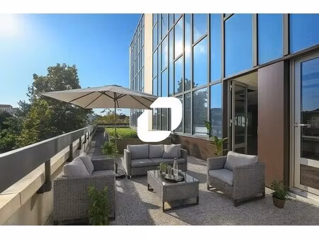 a louer  bureaux rénovés et climatisés! erp possible