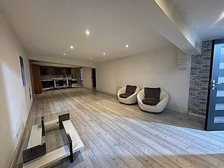 local commercial lizy-sur-ourcq