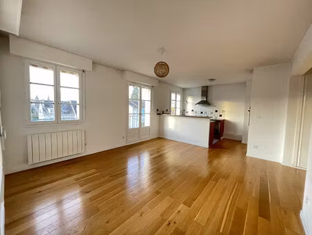 appartement fontainebleau 2 pièce(s) 49.78 m2