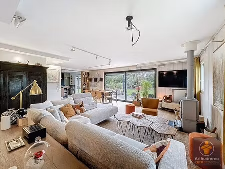 maison de plain-pied d’exception au cœur du parc de lésigny