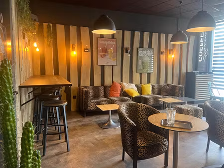 vente local commercial 73m2 pau 64000 - 25000 € - surface privée