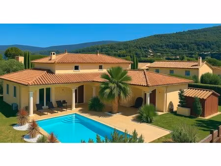 vente maison 4 pièces 160m2 aups 83630 - 610000 € - surface privée