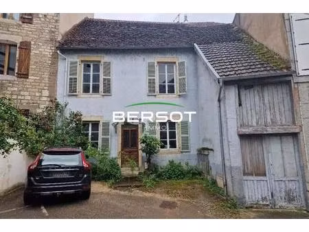 immeuble à réhabiliter au centre-ville de baume-les-dames