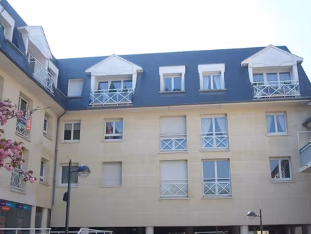 location meublée appartement 3 pièces 56.85 m² à orsay (91400)  1 110 €