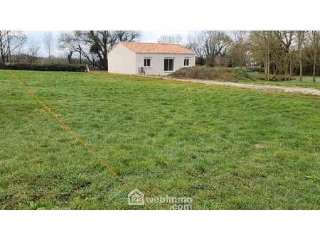 vente terrain à la jonchère (85540) : à vendre / 495m² la jonchère