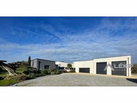 vente maison à saint-vincent-sur-oust (56350) : à vendre / 165m² saint-vincent-sur-oust