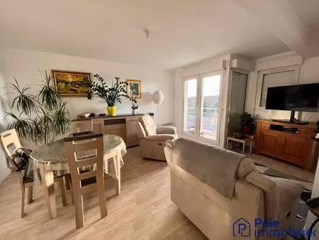 location appartement 3 pièces à ifs (14123) : à louer 3 pièces / 63m² ifs