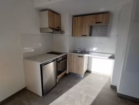 location appartement 1 pièce 32 m² à villefontaine (38090)