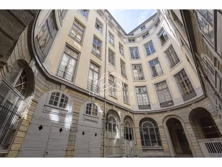 bellecour - 2p de caractère