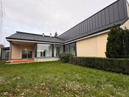 maison sains en amiénois 6 pièce(s) 143 m2