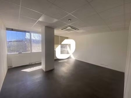 vente bureau cergy 95000