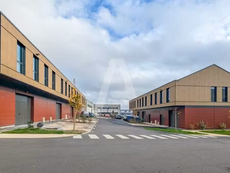 a vendre - locaux d'activités neufs avec bureaux à marcoussis dans la zac fontaine de jouv