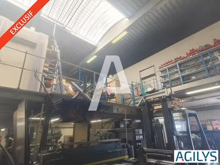 a vendre : entrepôt avec bureaux à savigny-le-temple à proximité de l'a5. idéale pme et pm