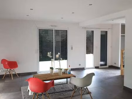 location maison à sainte-luce-sur-loire (44980) : à louer / 130m² sainte-luce-sur-loire