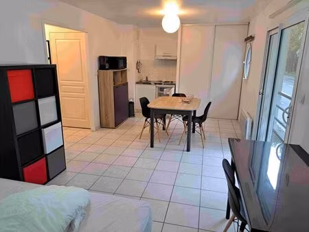 location appartement 1 pièce 30 m² à nantes (44000)