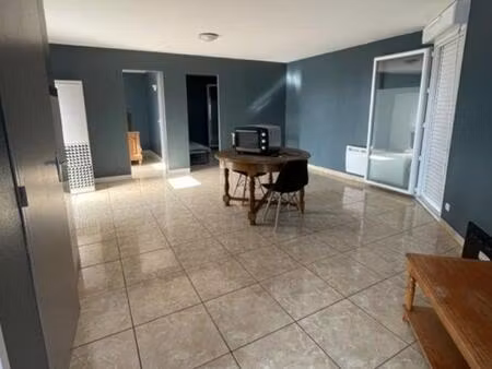 location appartement 3 pièces 65 m² à nantes (44000)