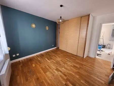 location appartement 3 pièces 53 m² à creil (60100)