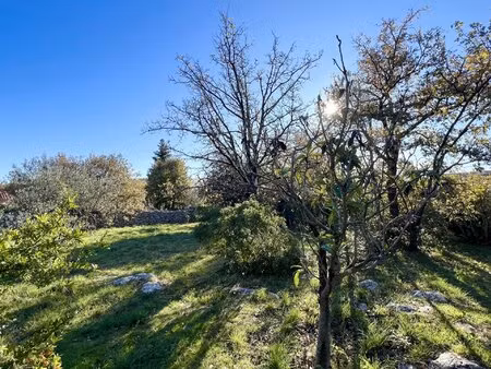 terrain à bâtir 857 m²