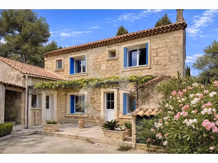 vente maison 3 pièces 134 m² à paradou (13520)  950 000 €