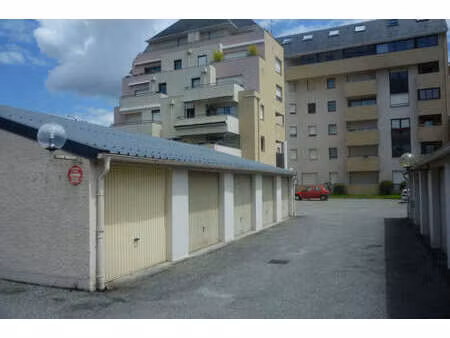 location garage 17 m² à pau (64000)