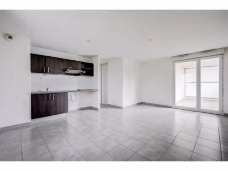 vente appartement 3 pièces 57.64 m² à launaguet (31140)  129 600 €