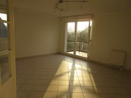 location appartement 4 pièces 85 m² à wolfisheim (67202)