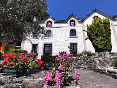 au port de dinan : appartement meublé avec terrasses et sa vue rance !