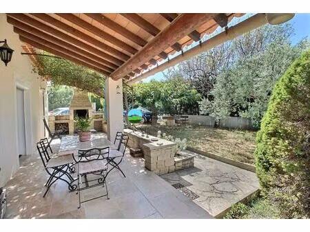 maison 5 chambres dont 3 en rdc avec jardin et piscine et garage