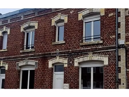 location maison  m² t-4 à ribemont  790 €