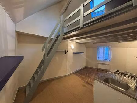 location appartement t1 à rennes centre ville (35000) : à louer t1 / 18m² rennes centre vi
