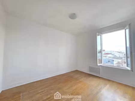 vente appartement 2 pièces 28 m² à ivry-sur-seine (94200)  146 000 €