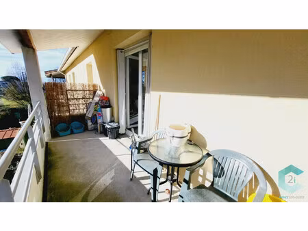 t2 loué - cazères - résidence avec piscine