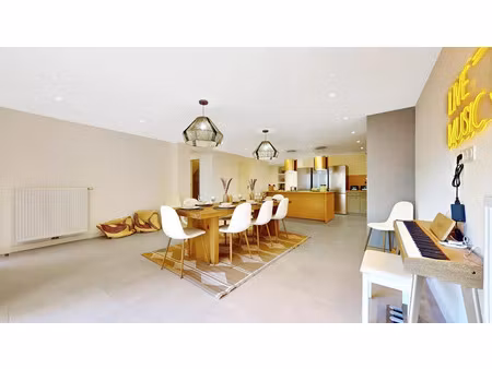 location appartement 1 pièce 11 m² à oullins-pierre-bénite (69600)