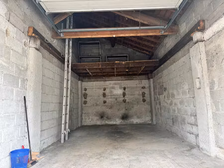 location local industriel 25 m² à villefranche-sur-saône (69400)