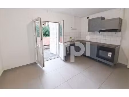 location appartement  m² t-3 à nanteuil-le-haudouin  850 €