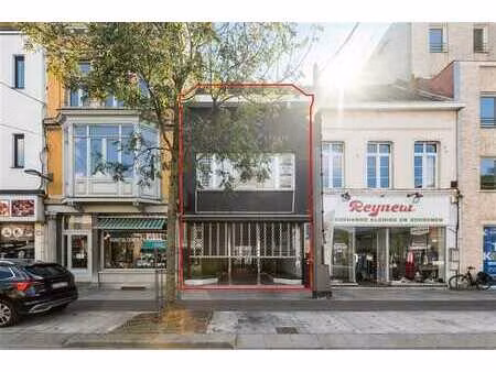 commerce avec appartement