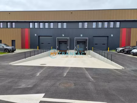 location local industriel 1535 m² à mitry-mory (77290)