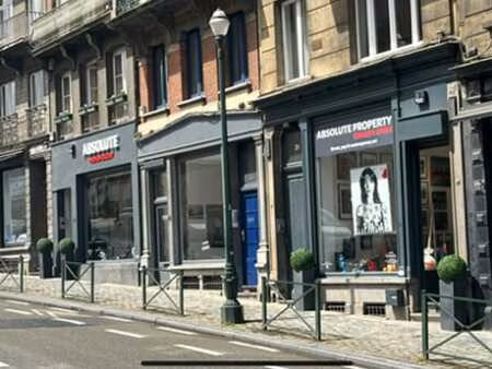 local commercial rénové – quartier du sablon