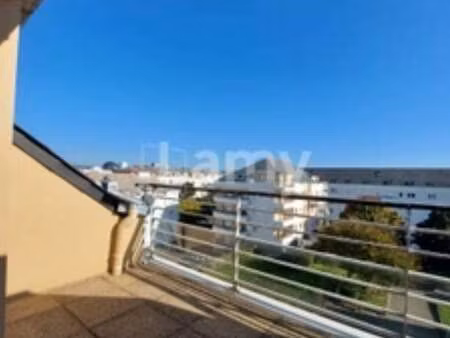 location appartement 2 pièces à nantes île de nantes (44000) : à louer 2 pièces / 46m² nan