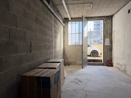 location local industriel 30 m² à chambéry (73000)