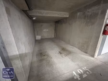 achat parking st cyr sur loire 37540