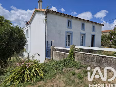 vente maison 5 pièces 140 m² moncoutant (79320)
