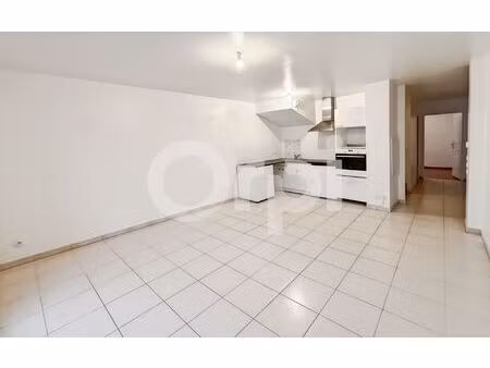 appartement dammartin-en-goële 68 m² t-3 à vendre  209 000 €