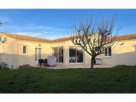 maison clavette 112.81 m² t-5 à vendre  350 000 €