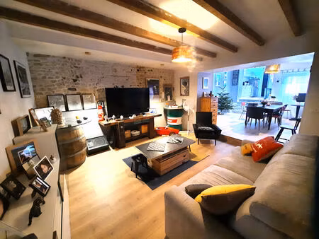 maison rénovée saintes centre 4 chambres - garage - jardin